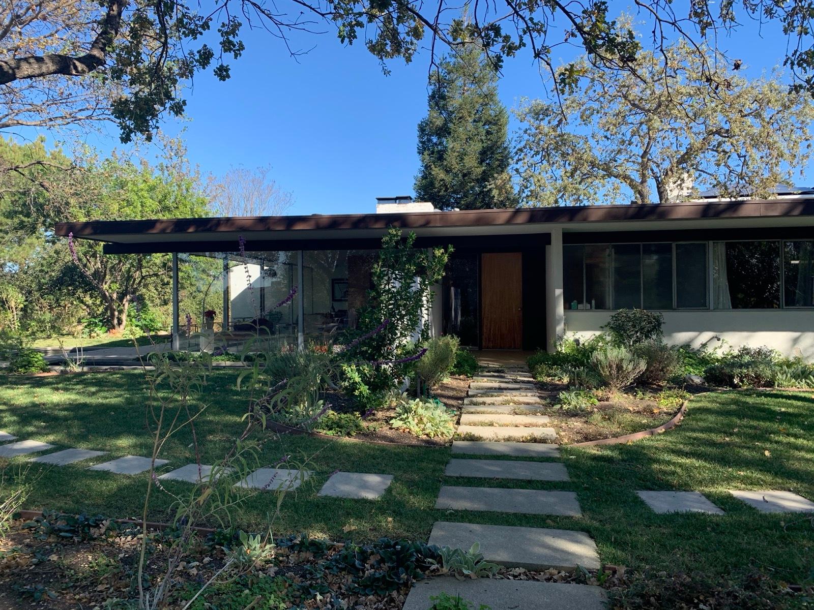 JH Midcentury Architecture Home — photo 4