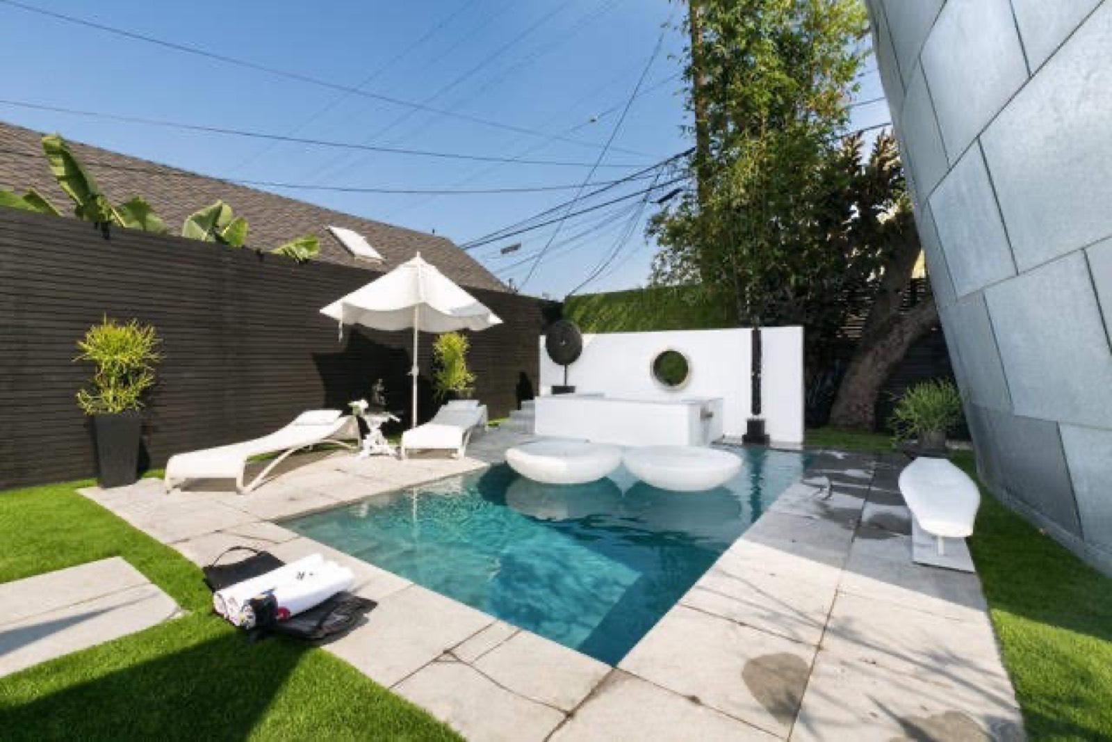 Jk's West Hollywood House — photo 12