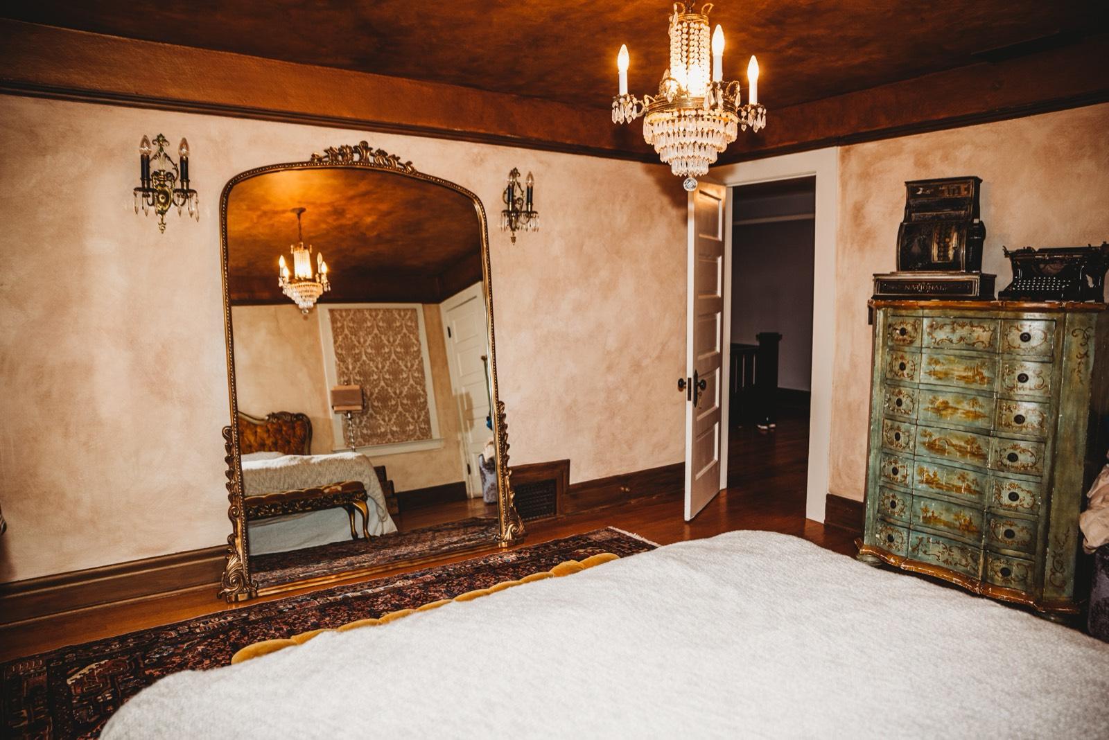 JL's Historic Craftsman — photo 6