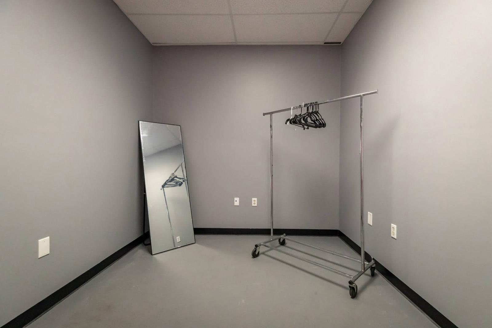 JM S Studios — photo 8
