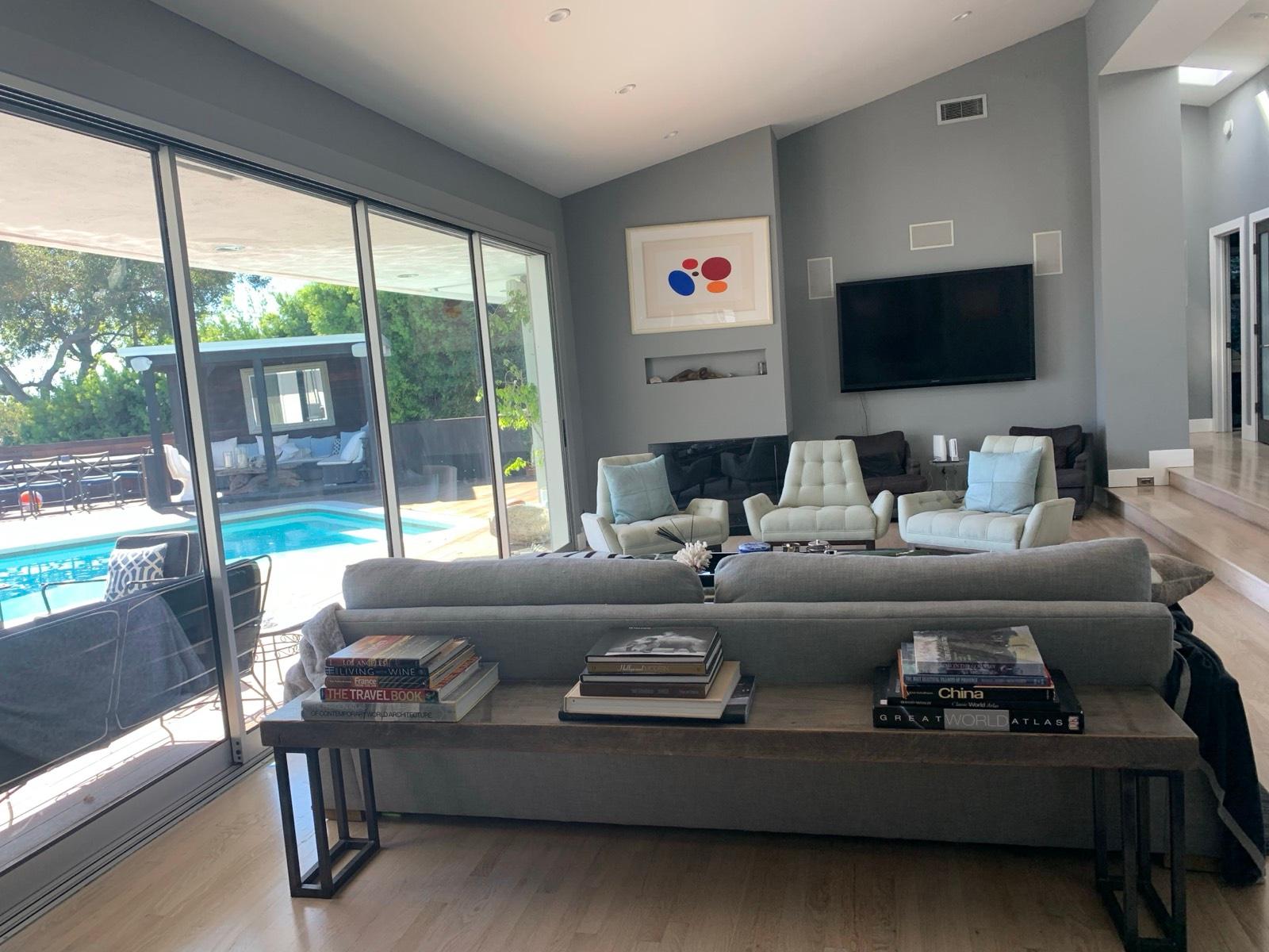 Jonahs Midcentury View Stunner — photo 9