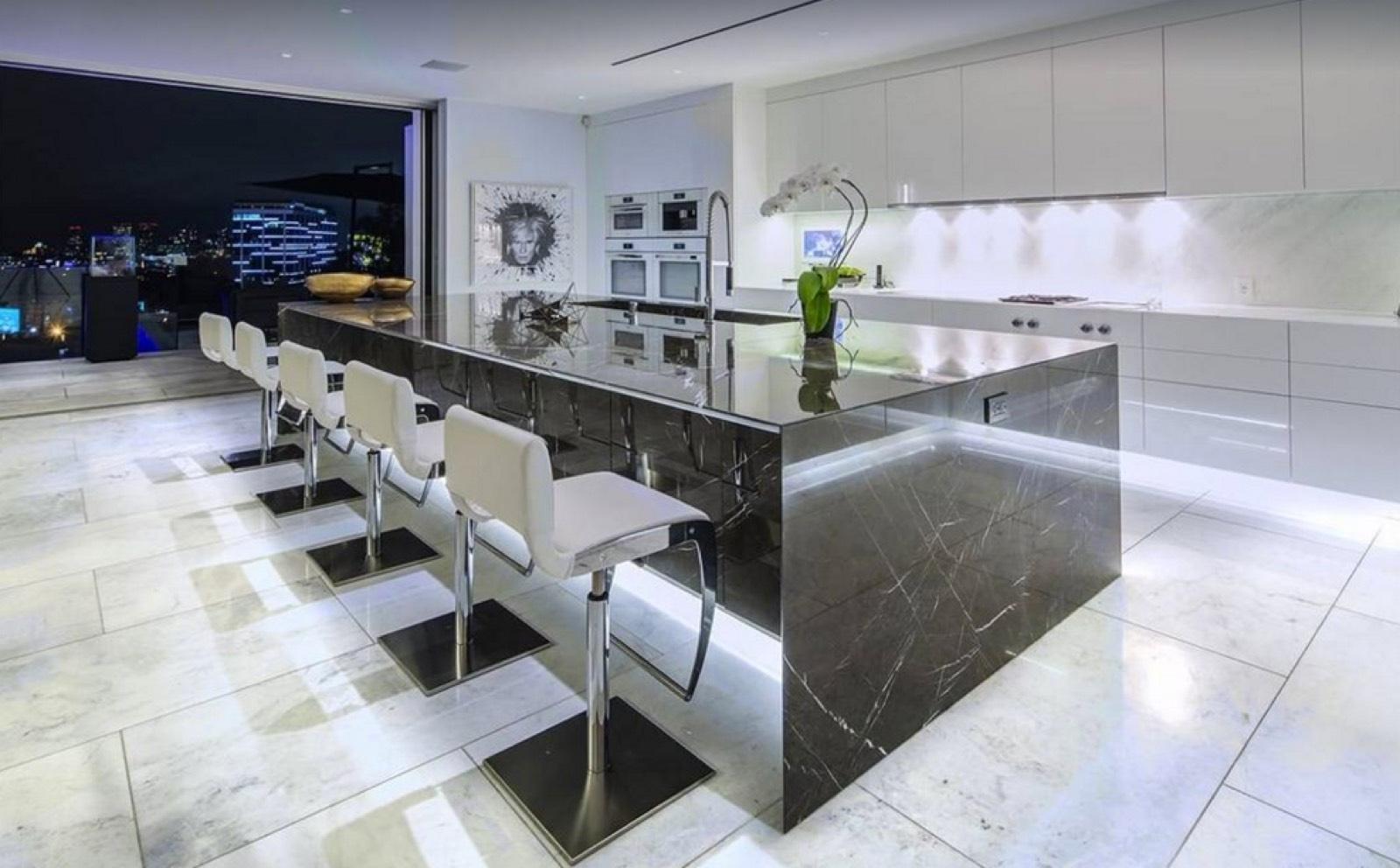 Jonathan Hollywood Hills House — photo 3