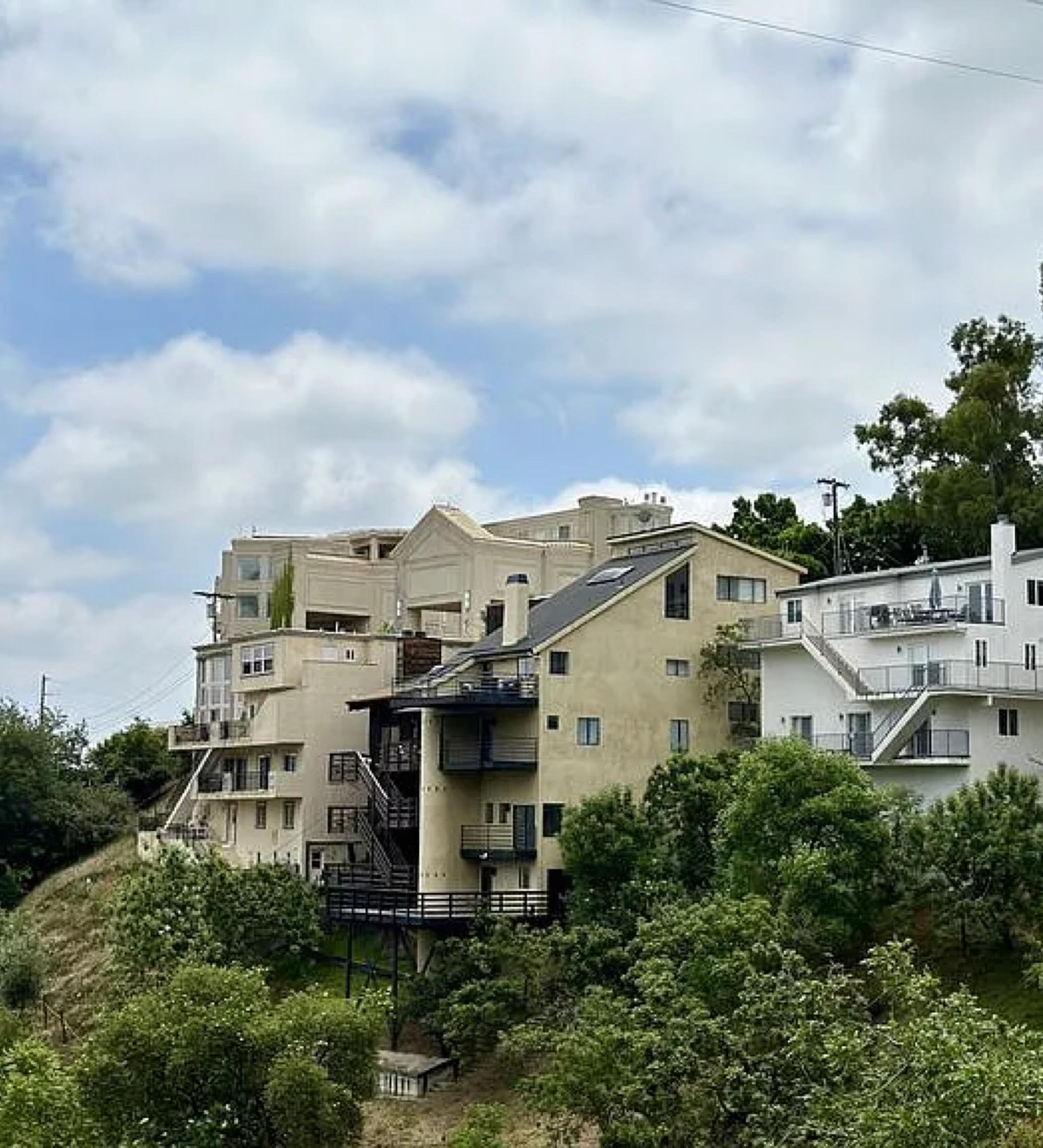Cool View House — photo 7