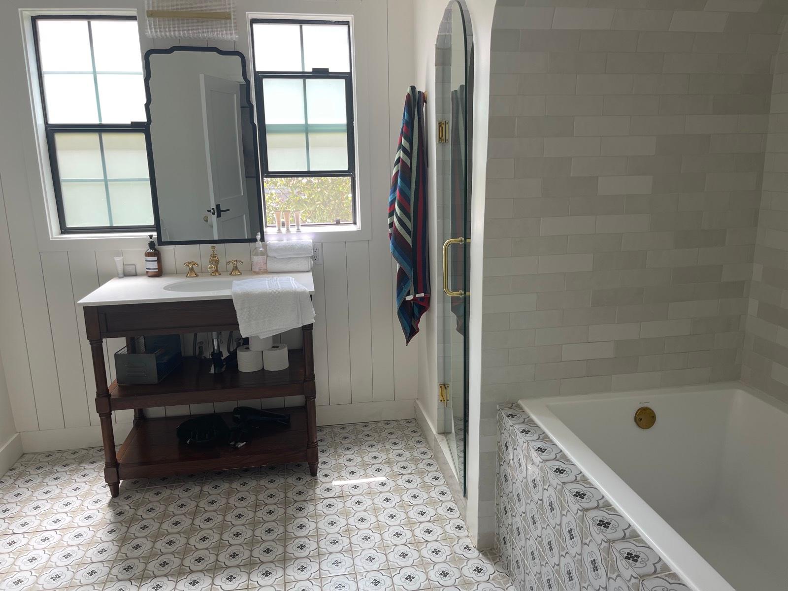 Js Hideout with Guest House — photo 11