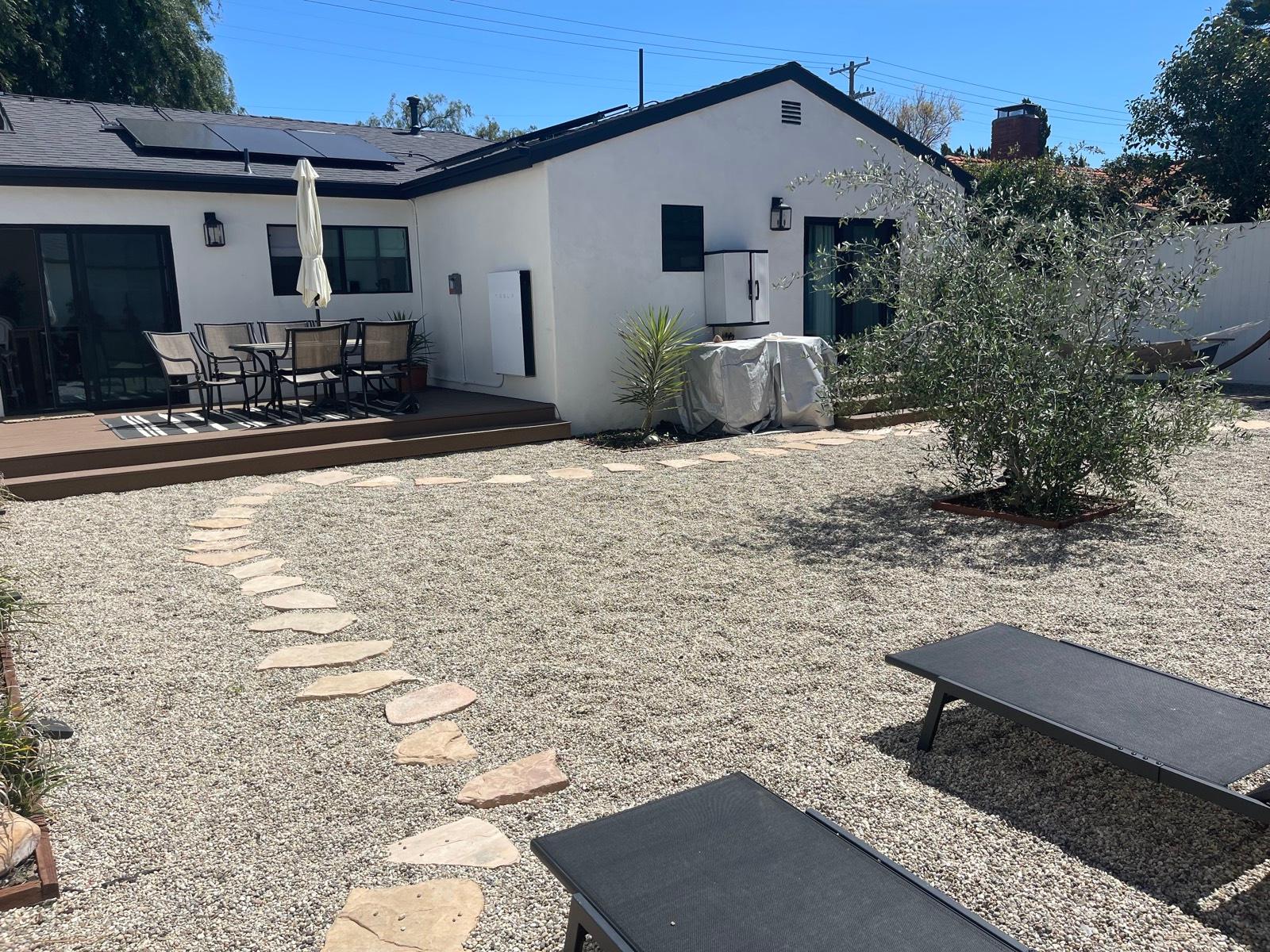 Js Hideout with Guest House — photo 1