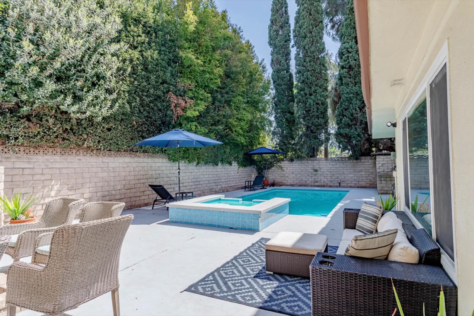 J’s homey home — photo 2