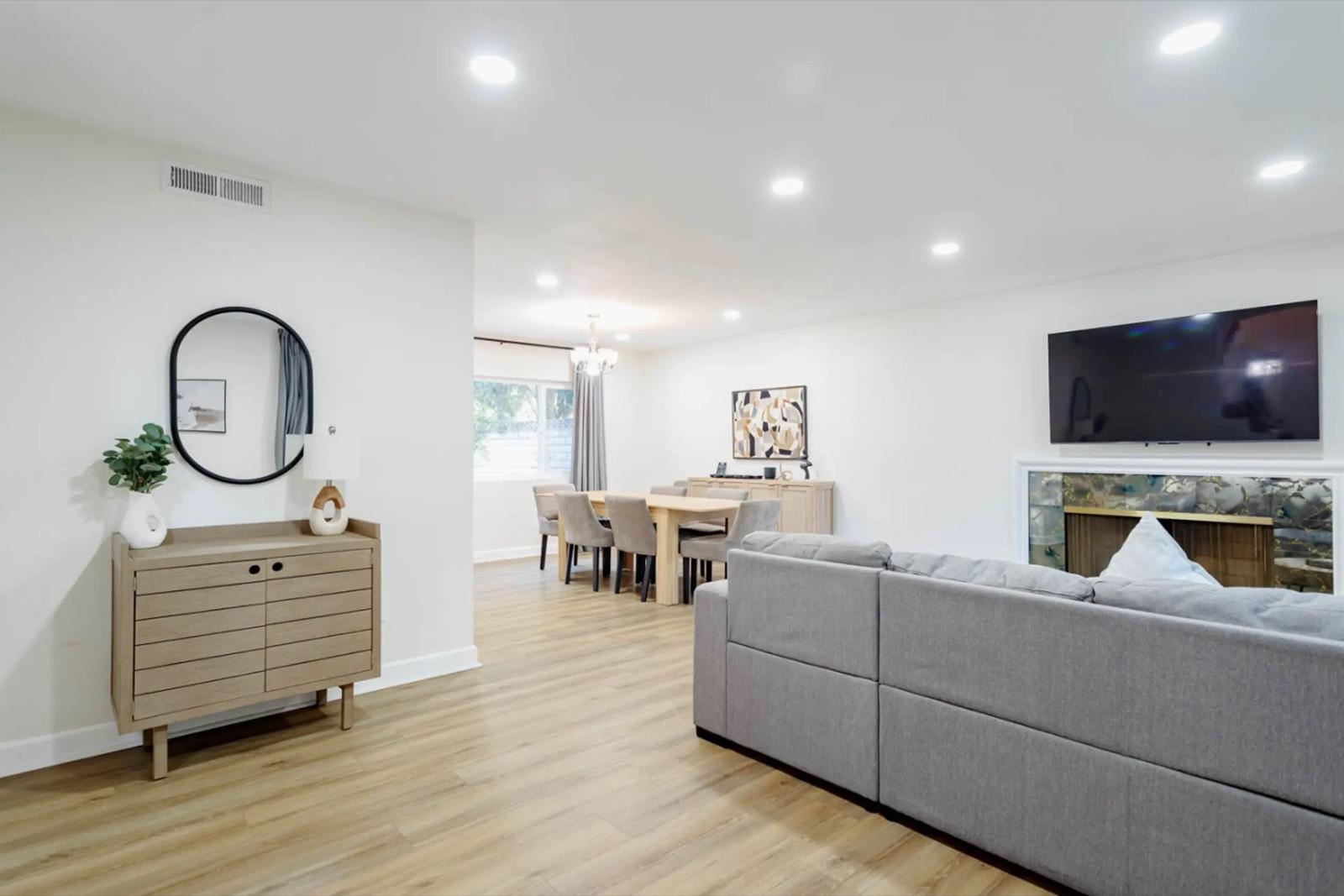 J’s homey home — photo 12