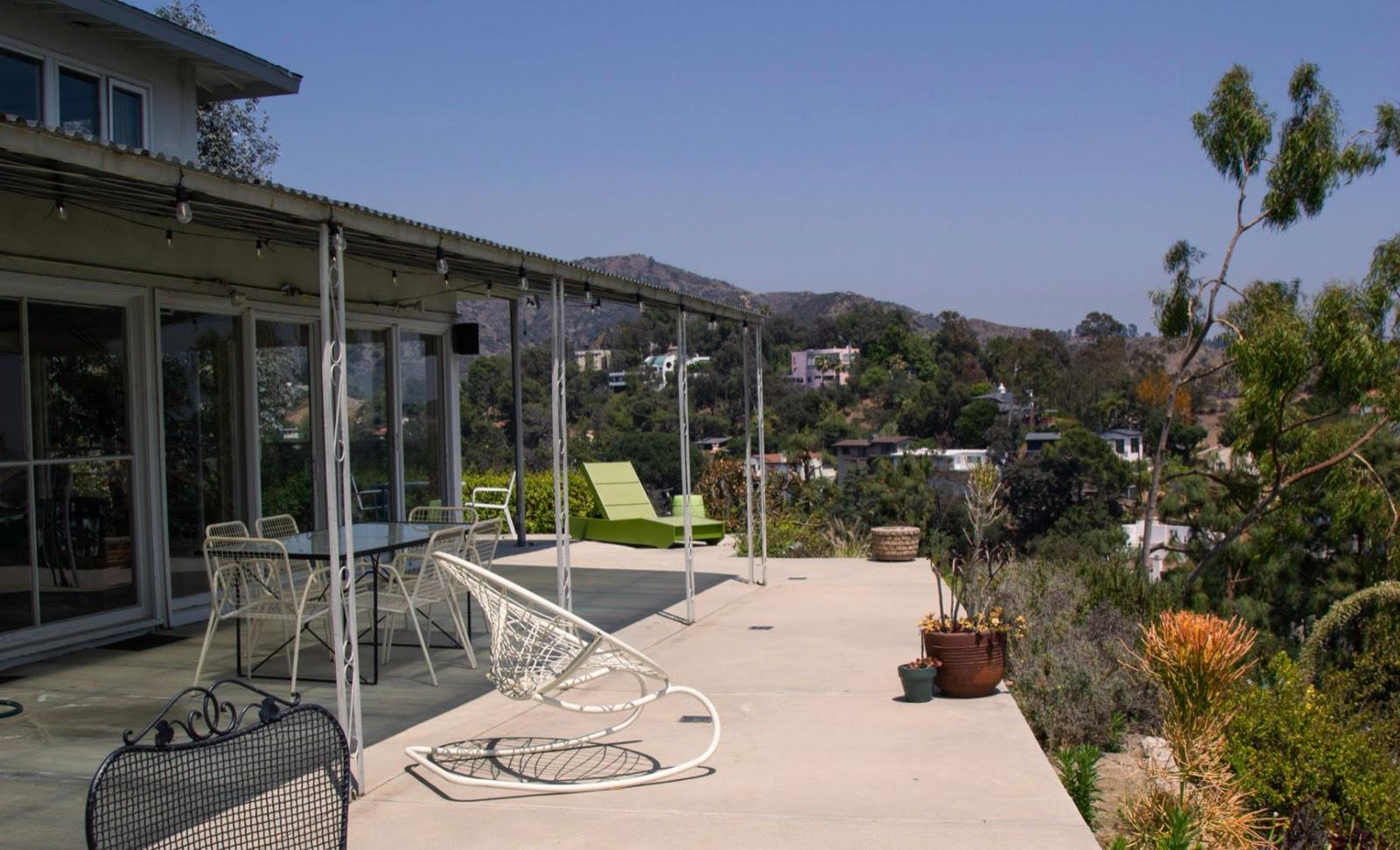 J's Midcentury 70's View — photo 1