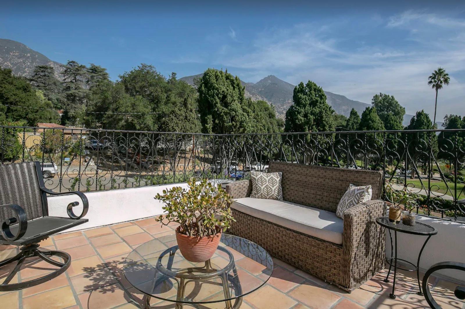 J's Spanish Villa Home — photo 8