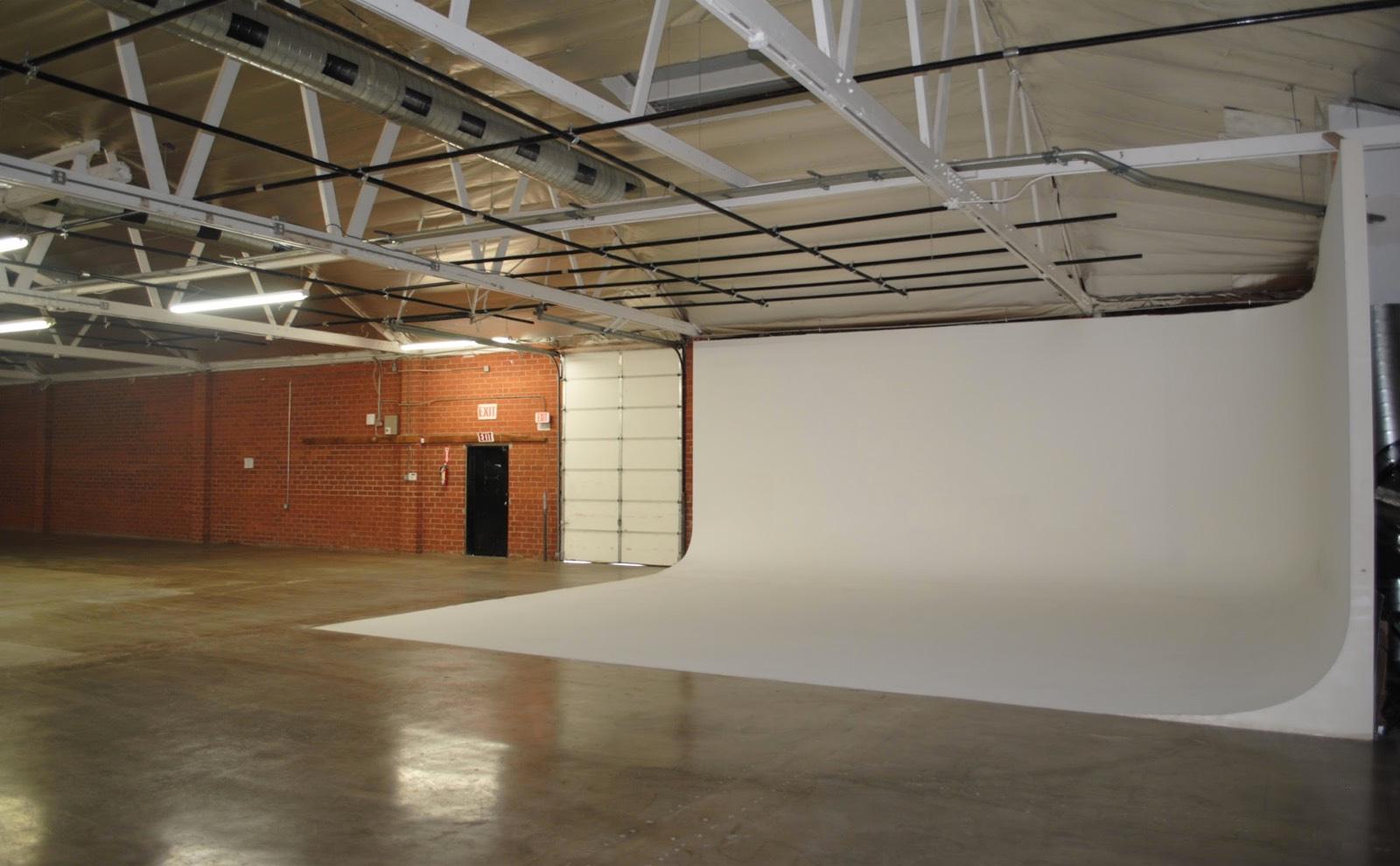J's Studio warehouse — photo 12