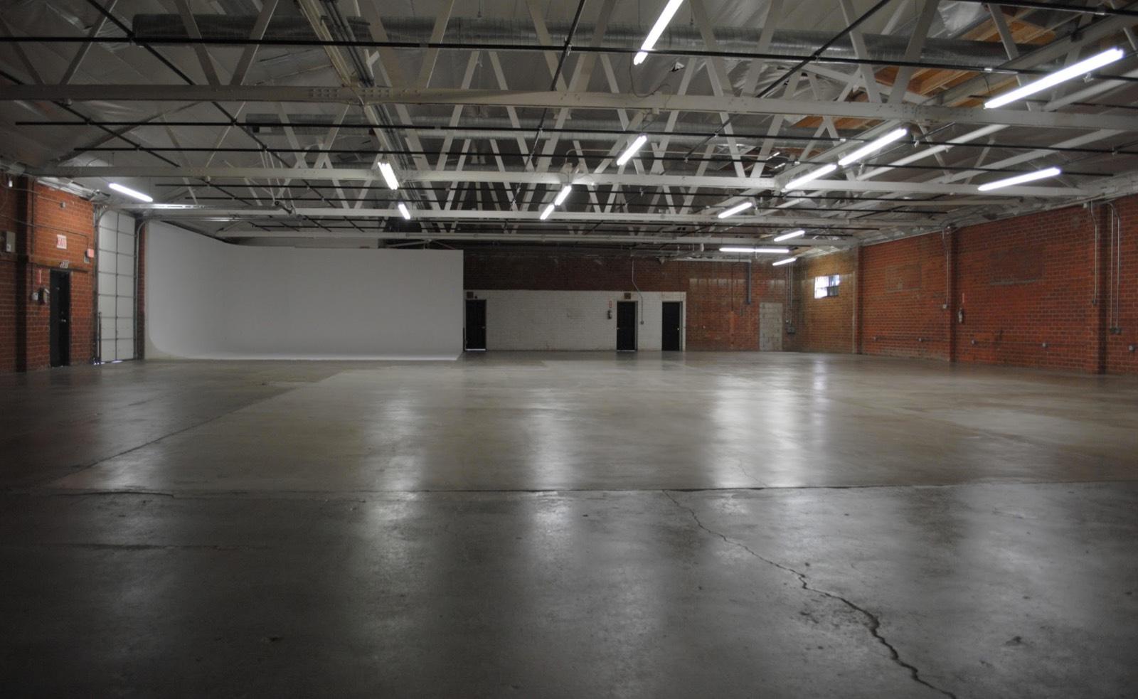 J's Studio warehouse — photo 3