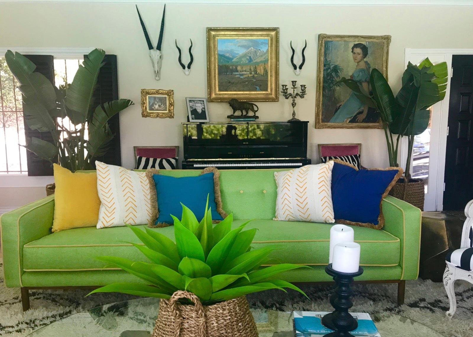JS's Colorful Stylish Home — photo 10
