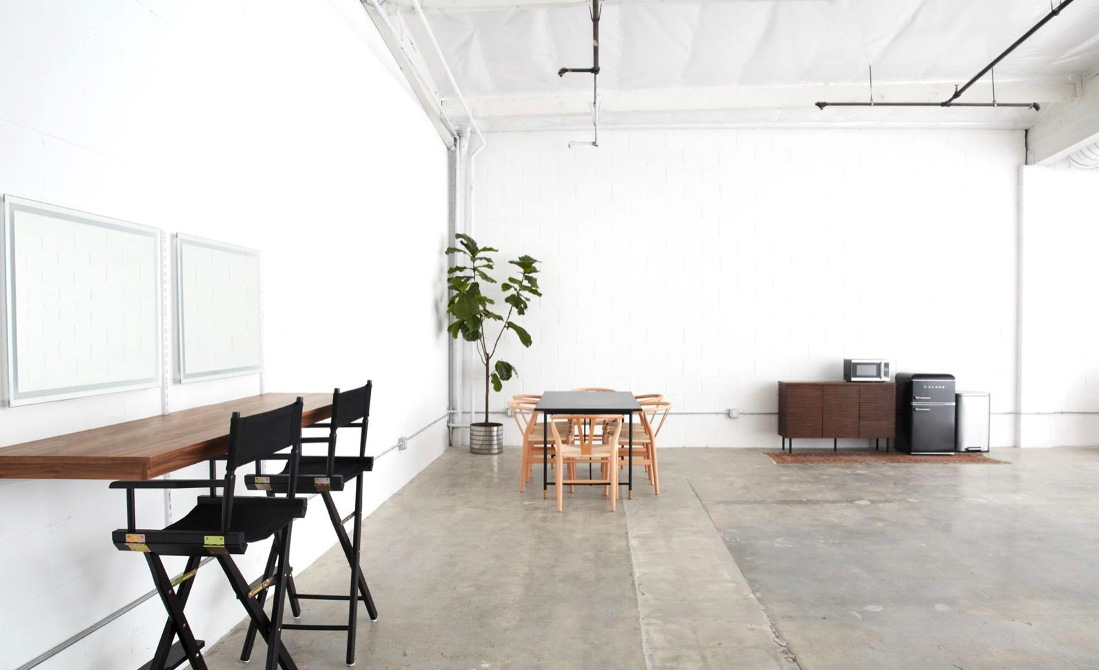 K's White Cute Studio — photo 3