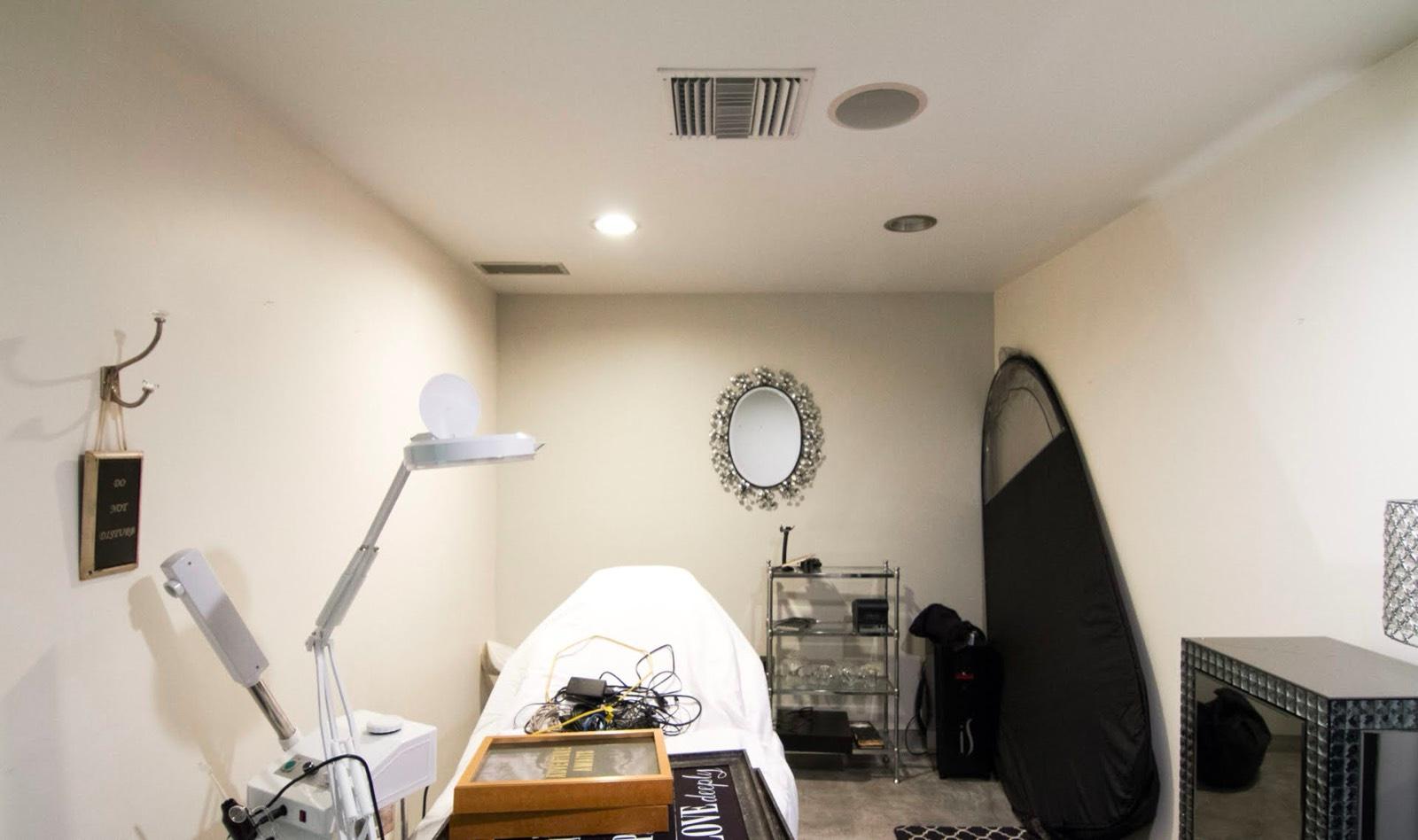 KB's Salon Modern Glam — photo 12