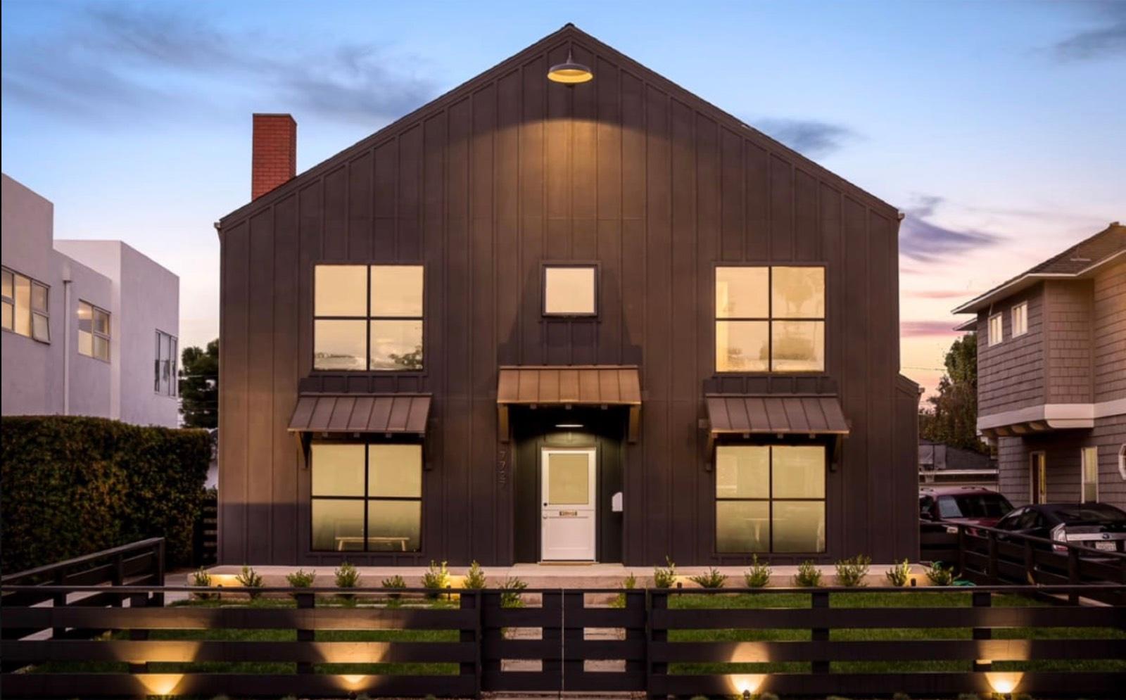 KJ Grey Farmhouse — photo 2
