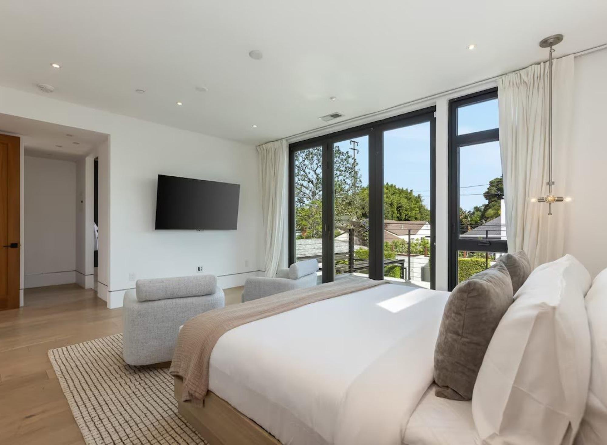 Culver City Modern — photo 12