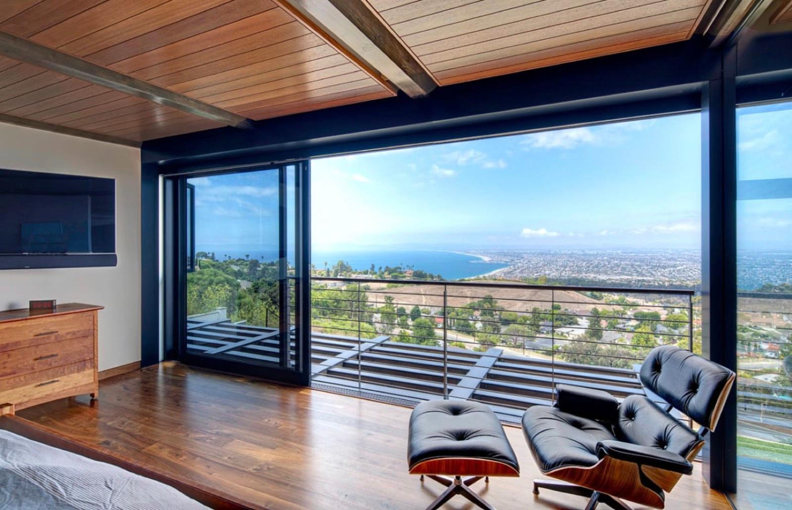 K's Modern Tech Ocean View — photo 2