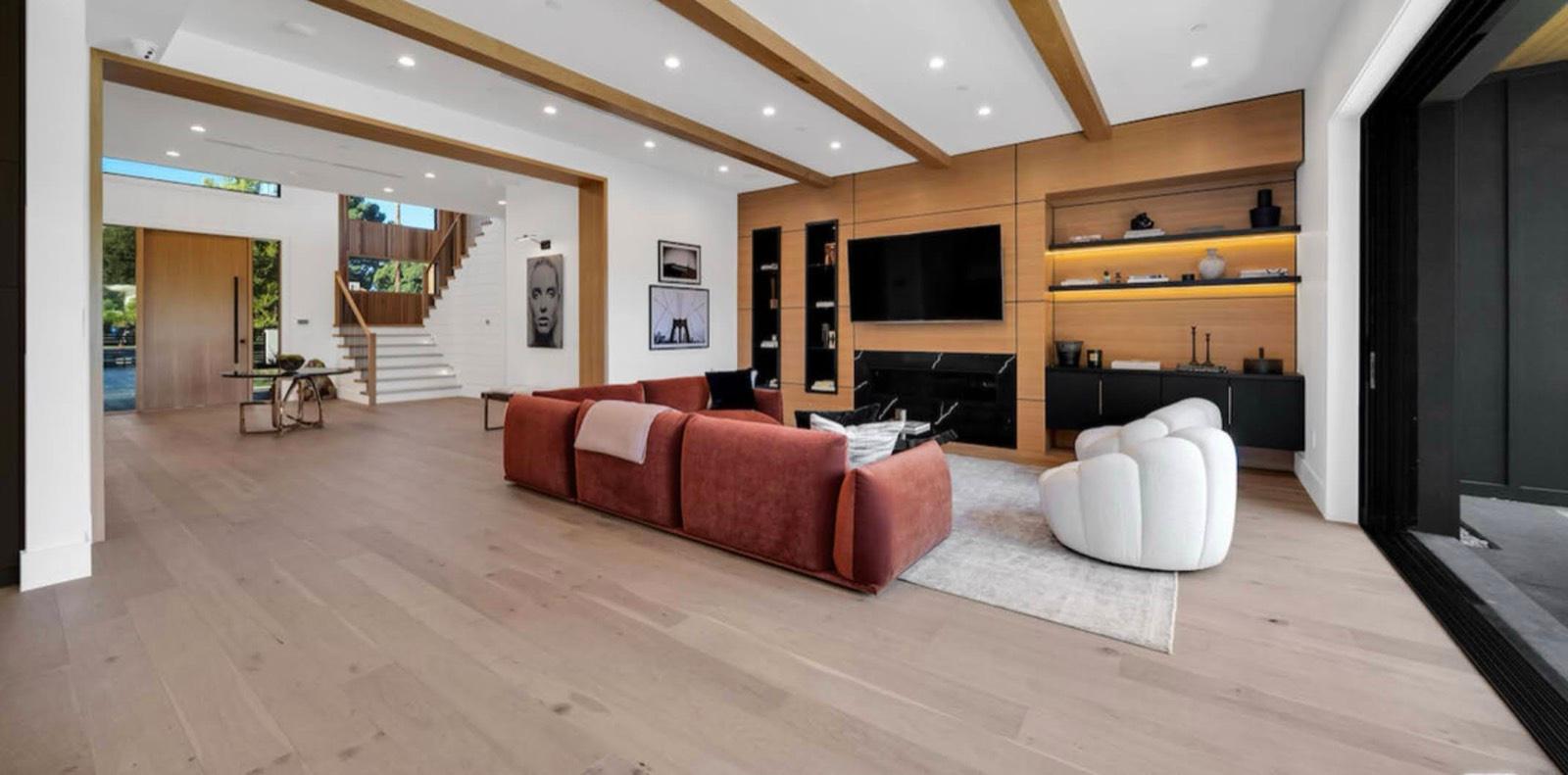 KT's Modern Grey Farmhouse — photo 11