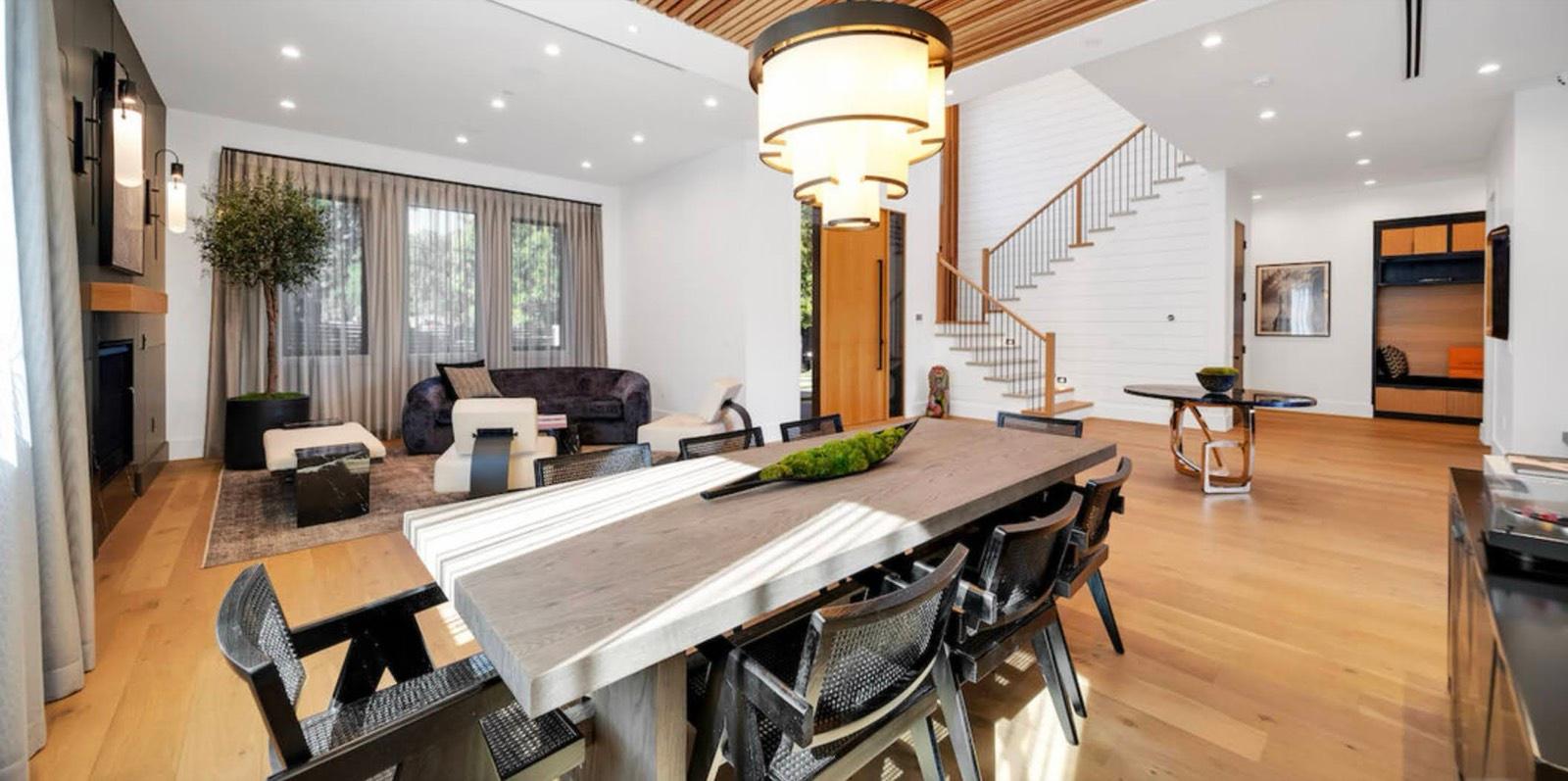 KT's Modern Grey Farmhouse — photo 8