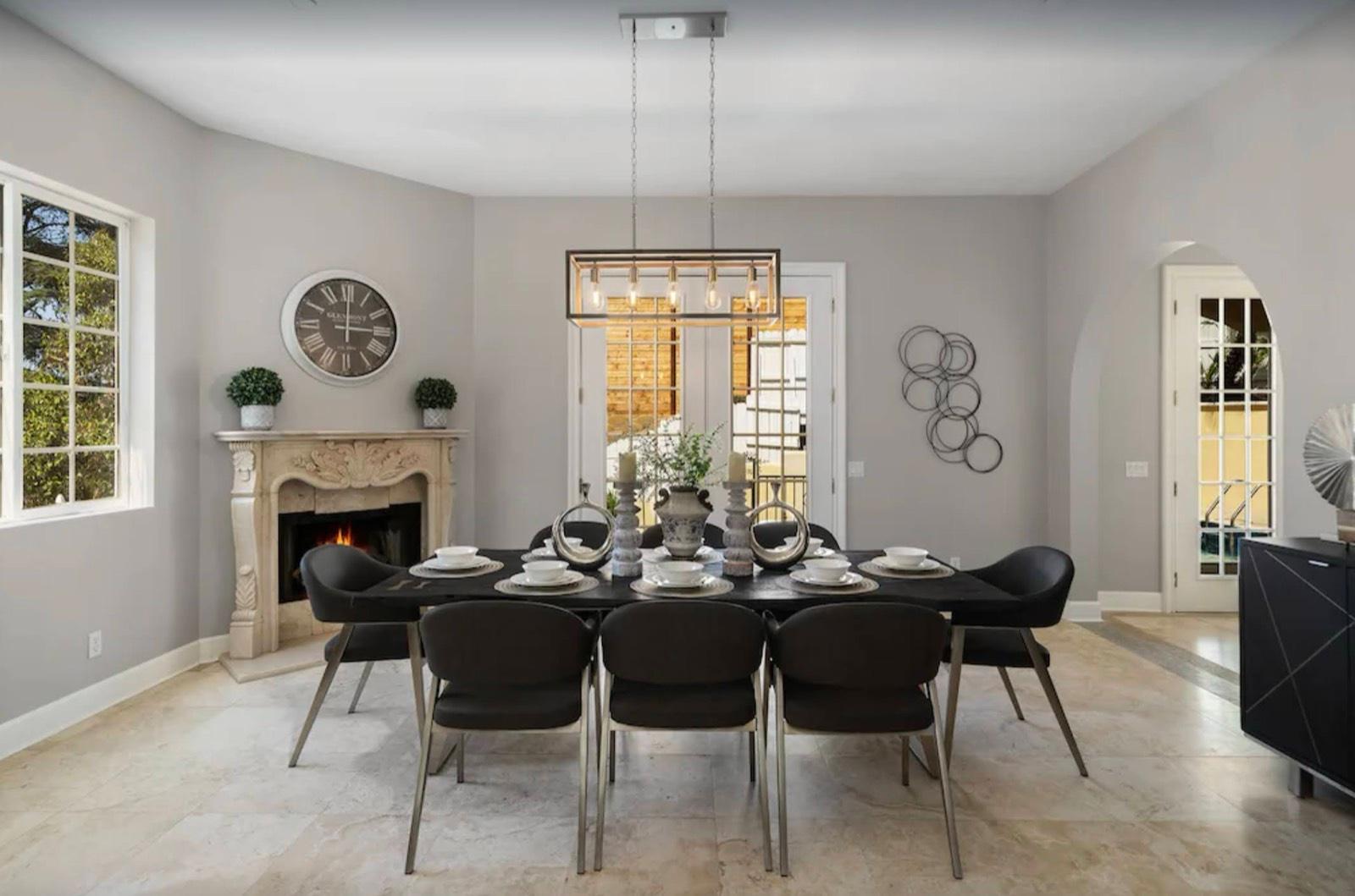 L's Grey Valley Med Mod Home — photo 11