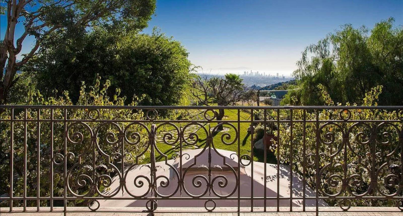 L's Historic View Mansion Estate — photo 7