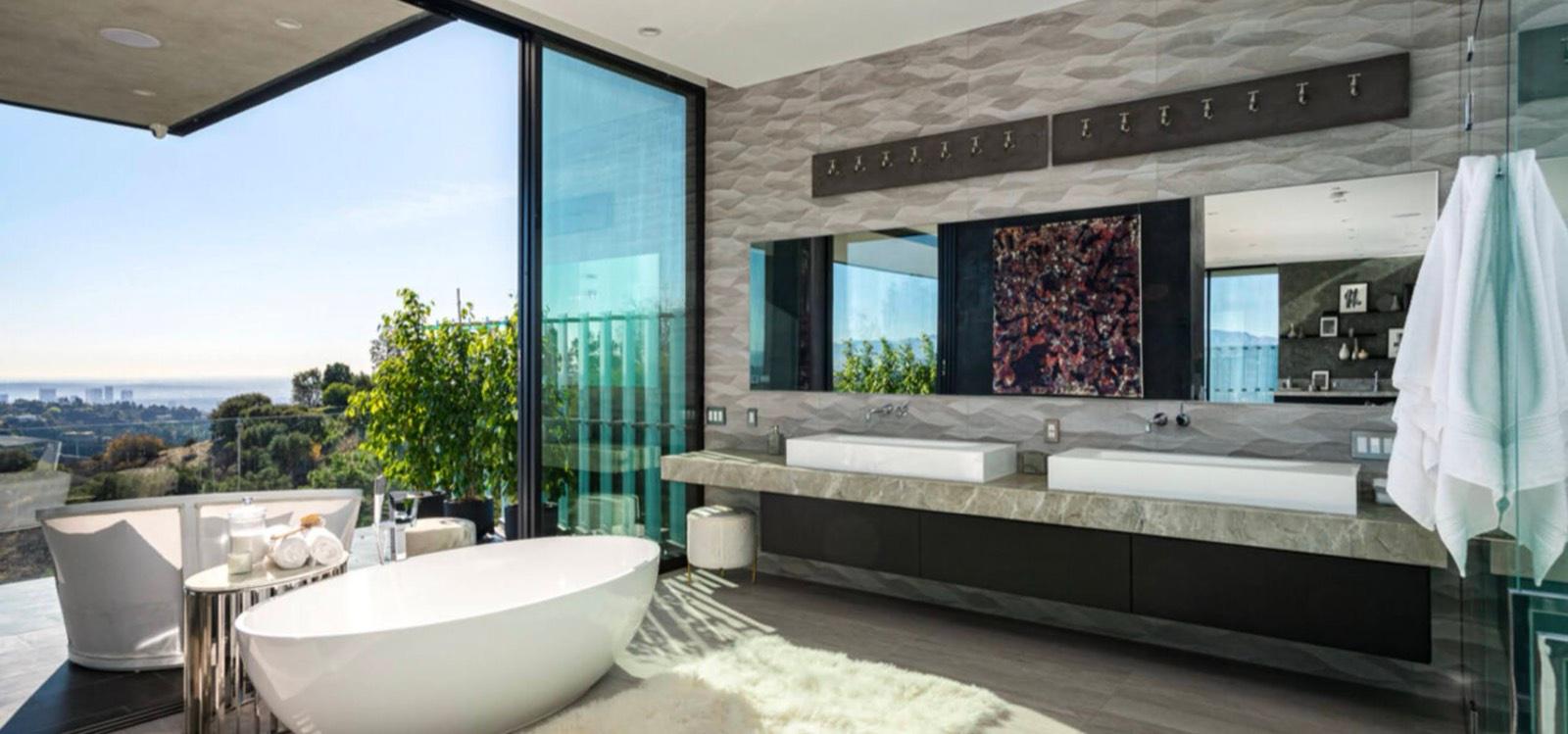 L's Modern Skyline Lake View — photo 8