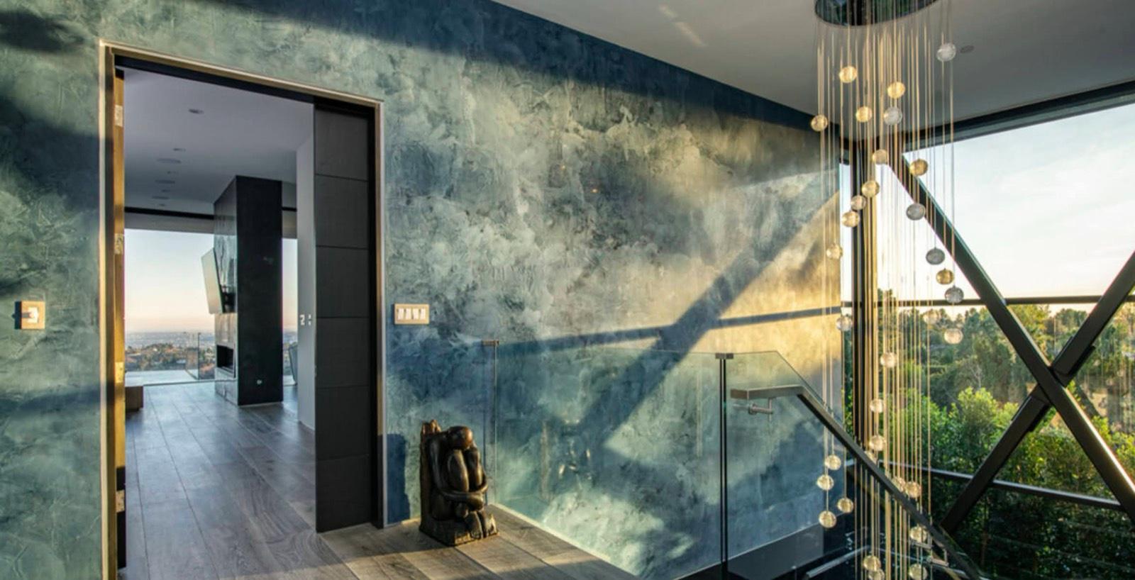 L's Modern Skyline Lake View — photo 9