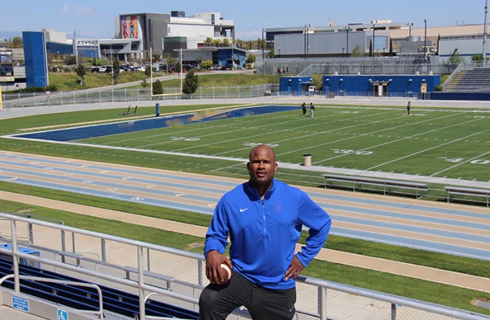 LA Football Field — photo 9