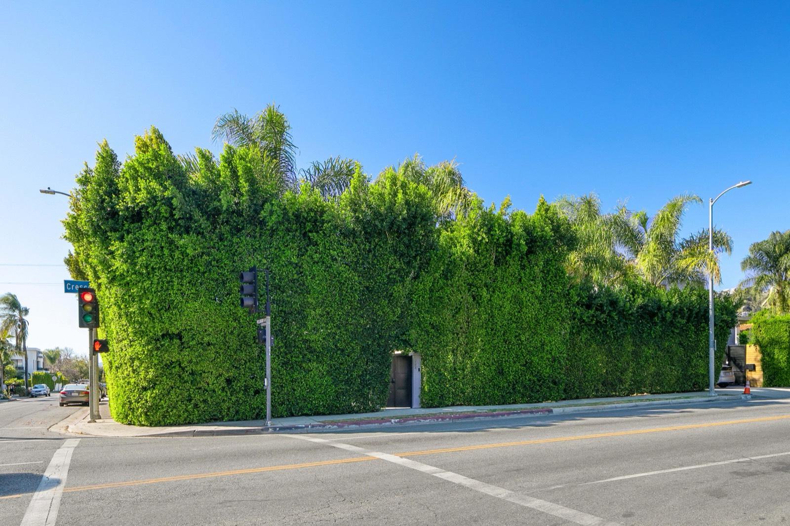 LA Modern Clean Home — photo 2