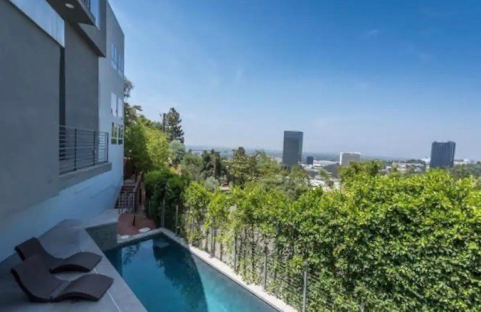 LA Modern Hill Mansion — photo 4