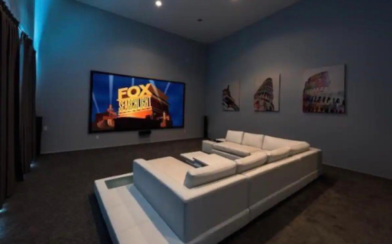 LA Modern Hill Mansion — photo 7