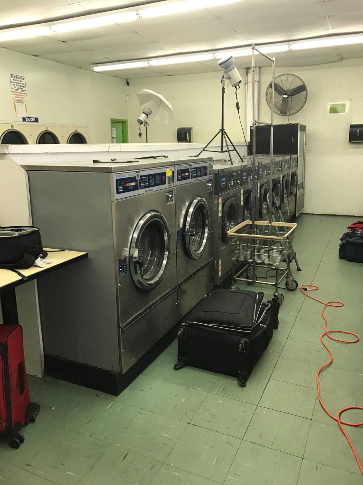 Vintage Coin-Op Laundromat — photo 2