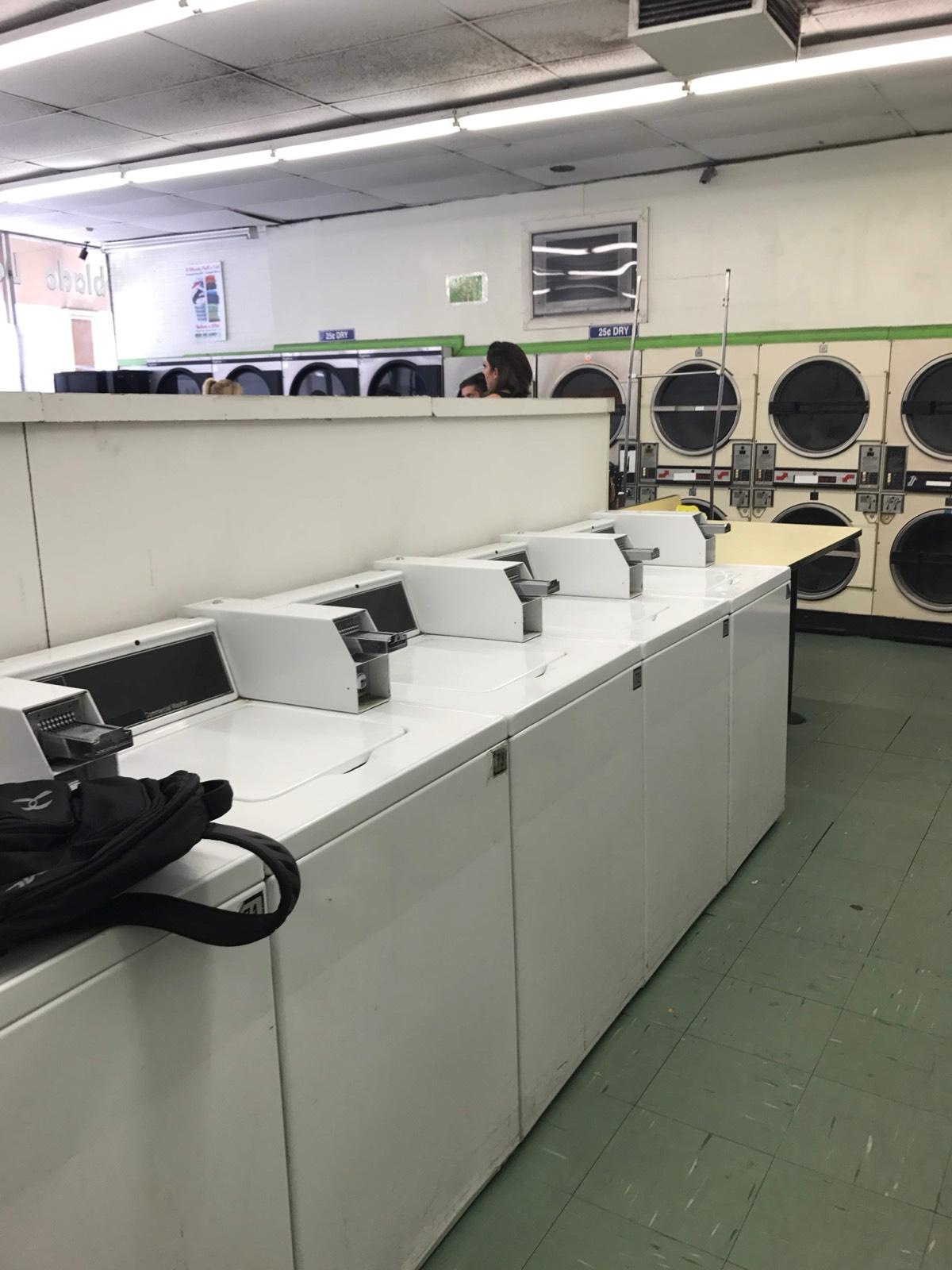 Vintage Coin-Op Laundromat — photo 5