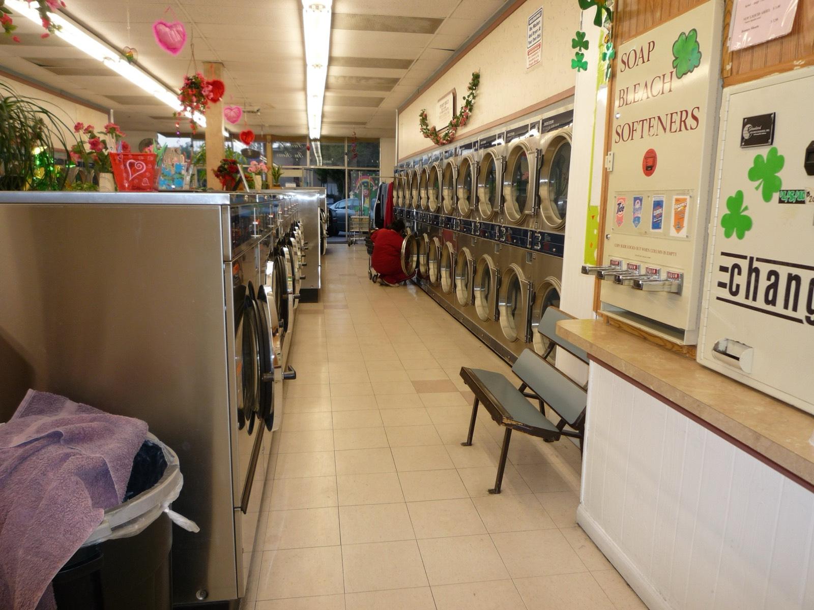 Laundromatt Winnetka — photo 10