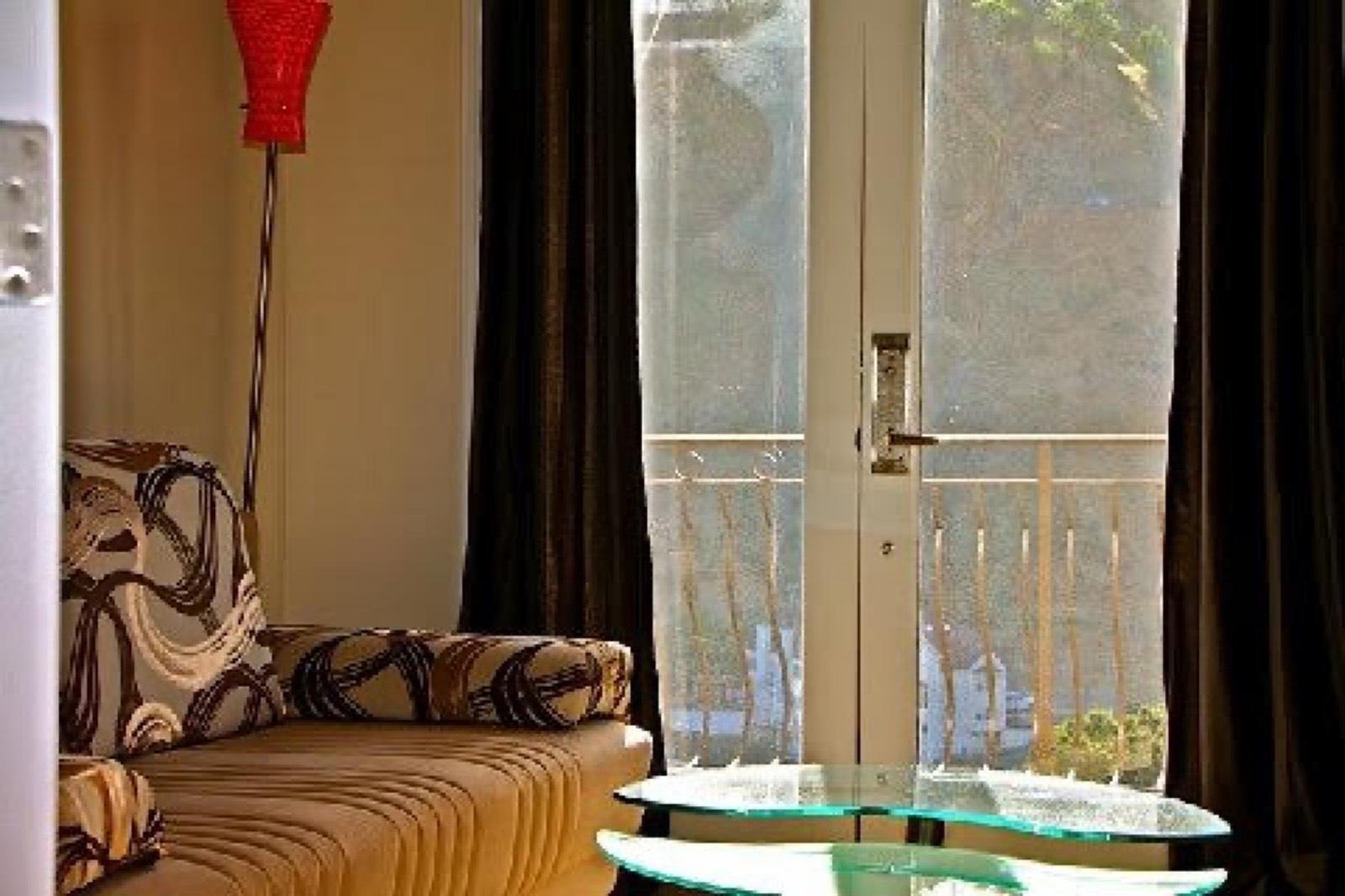 Laurel Canyon House — photo 6