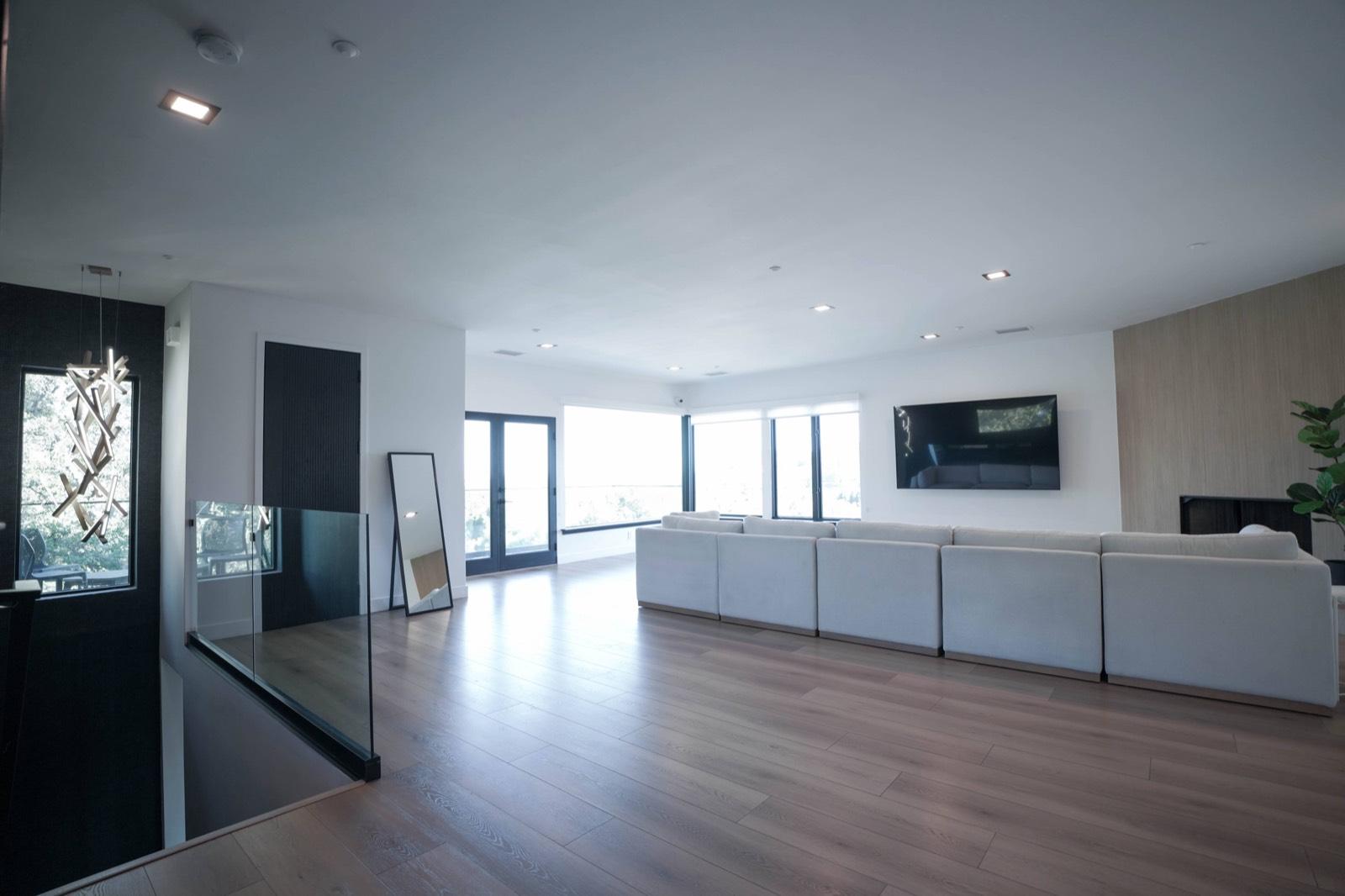 LF chatsworth Private Home — photo 3