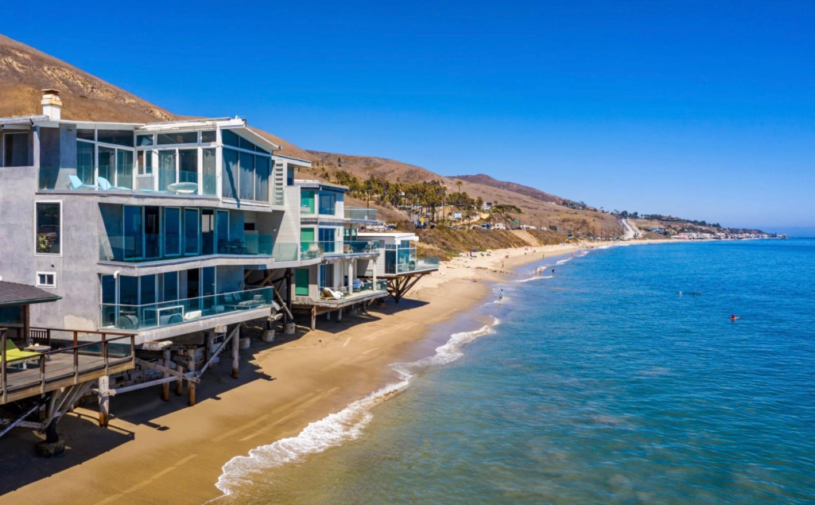 LH Malibu beachfront — photo 8
