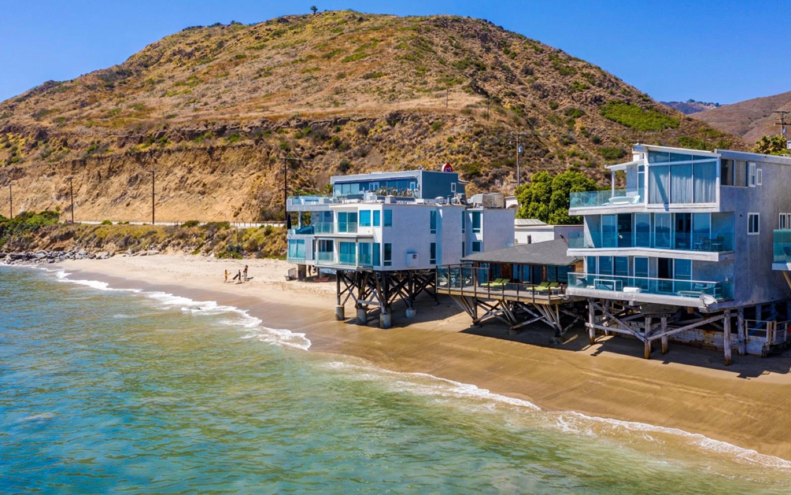 LH Malibu beachfront — photo 9