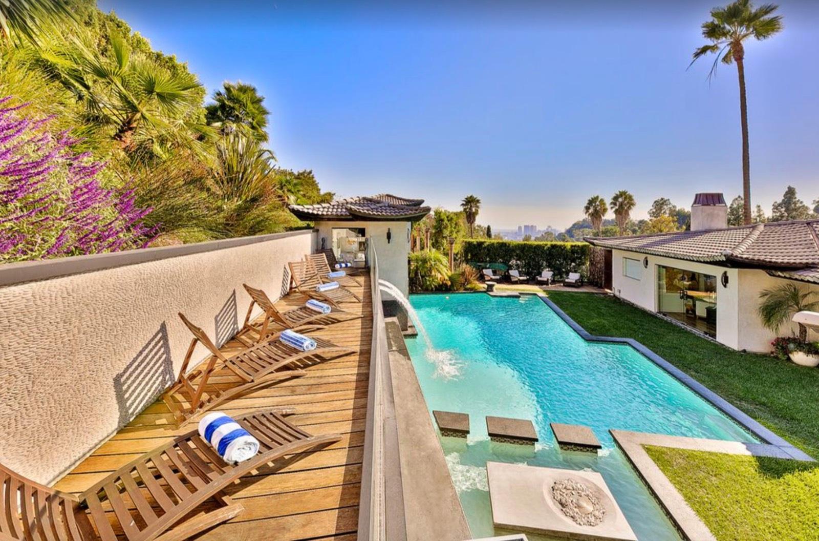 LH Trousdale Home — photo 2