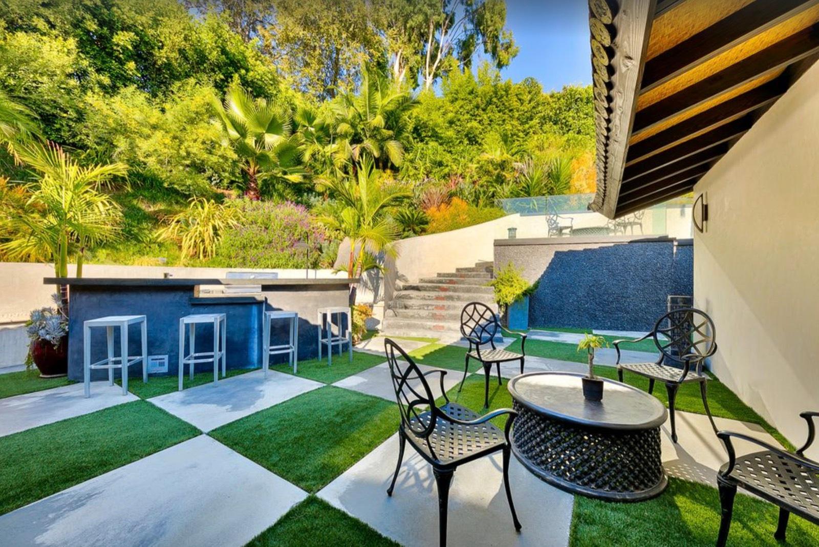 LH Trousdale Home — photo 12