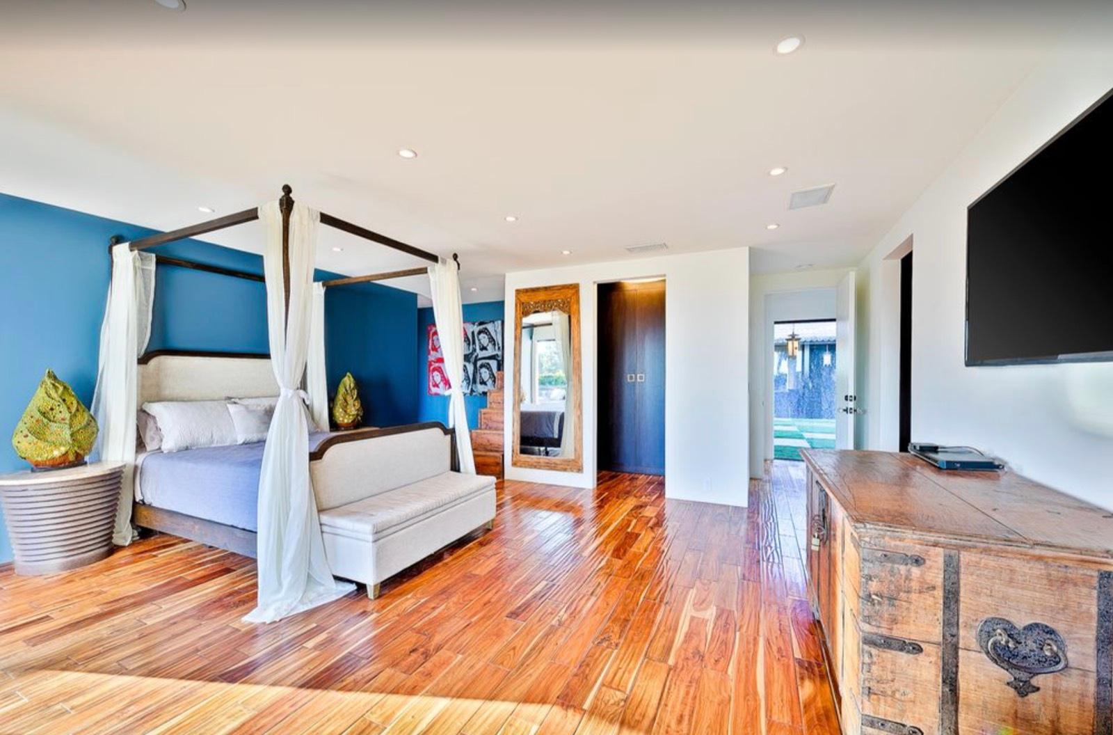 LH Trousdale Home — photo 10