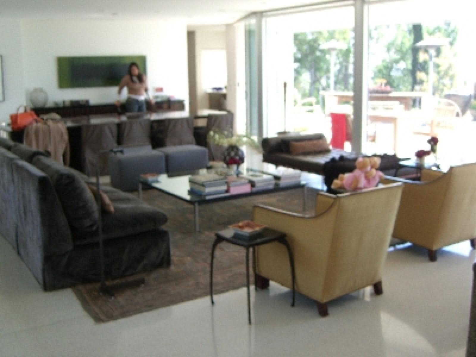 Linda Angela drive house — photo 1