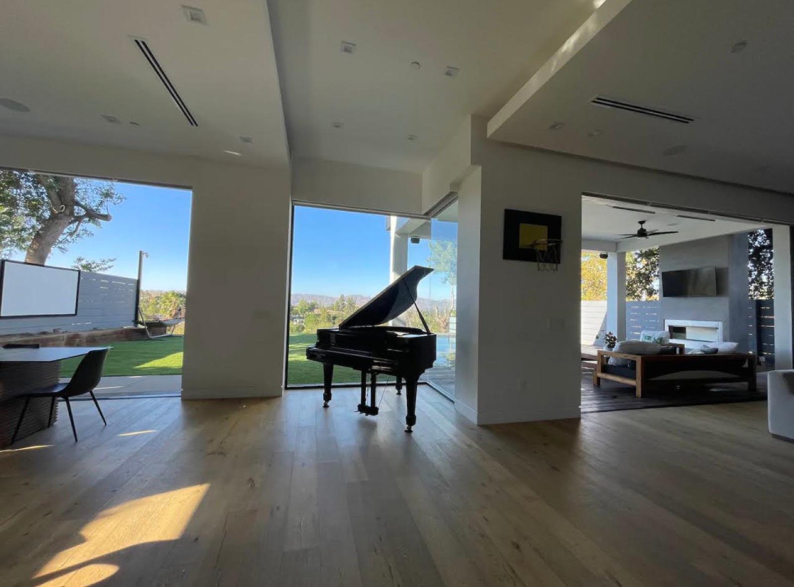 LK Modern Purple View — photo 11