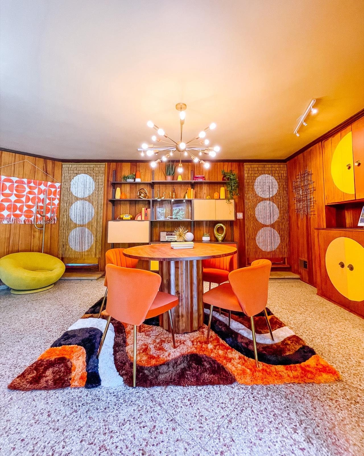 LP's Colorful 70's Retro Home — photo 4