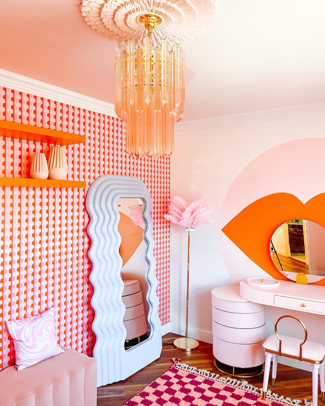 LP's Colorful 70's Retro Home — photo 7