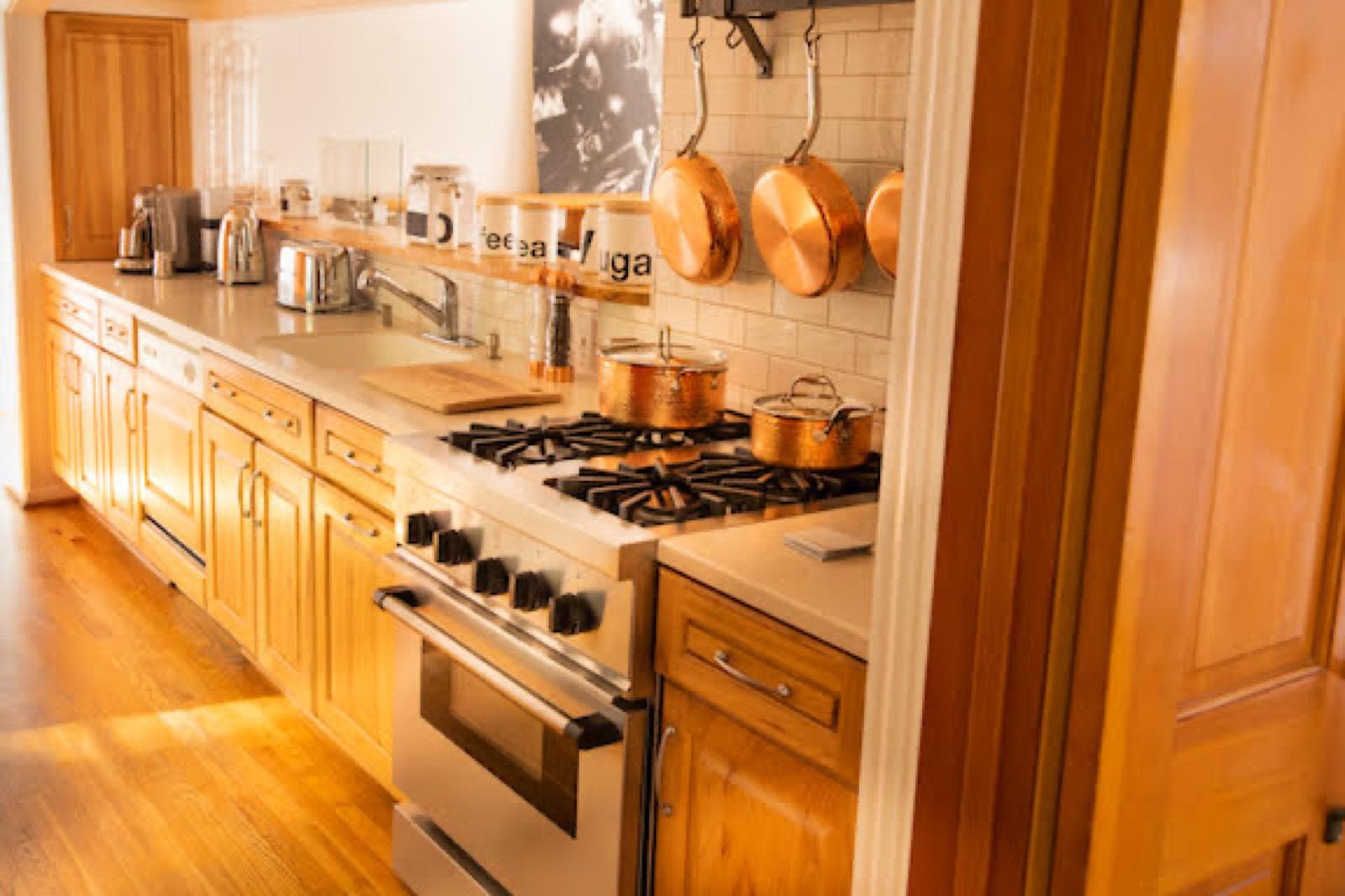 L's Best Lighting House — photo 7