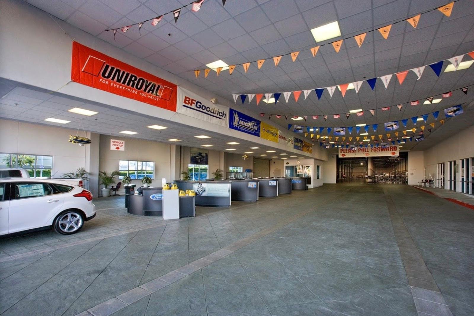 L's Car Dealorship — photo 6