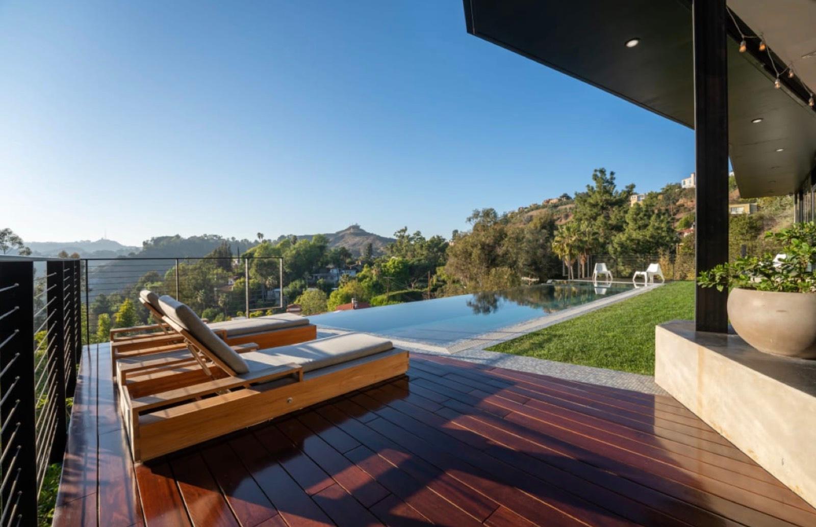 L's Modern Arch Dream — photo 2