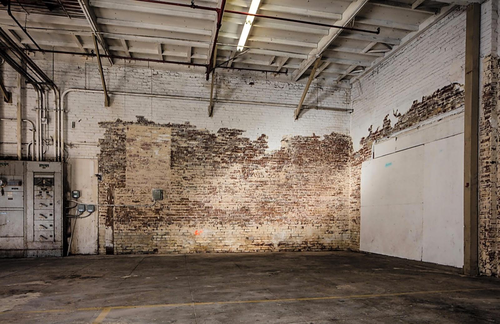 L's WAREHOUSE — photo 7