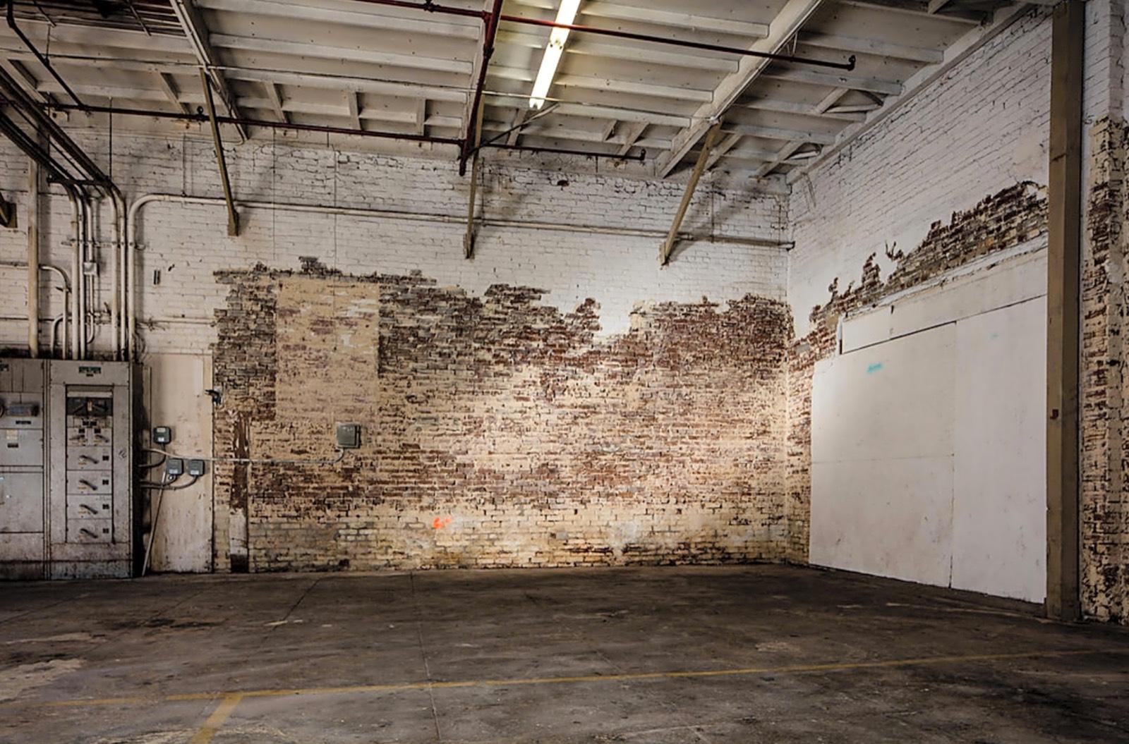 L's WAREHOUSE — photo 9
